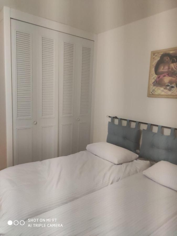 Appart Standing 2 Chambres 2Sdb Clim Piscine Parking Wifi Terrasse 21M2 Local Velo Port-Aventura, Plage, Centre Salou Esterno foto